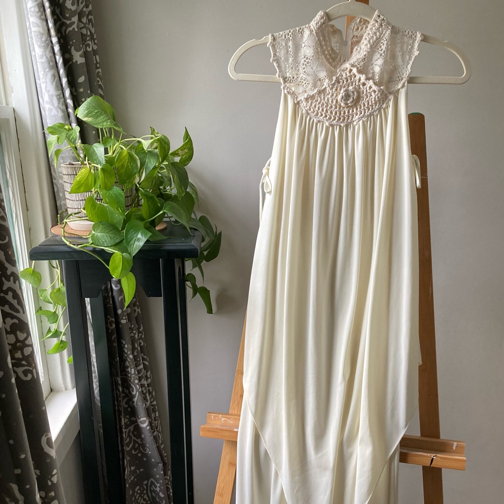 Vintage 1970s Sleeveless Dress
